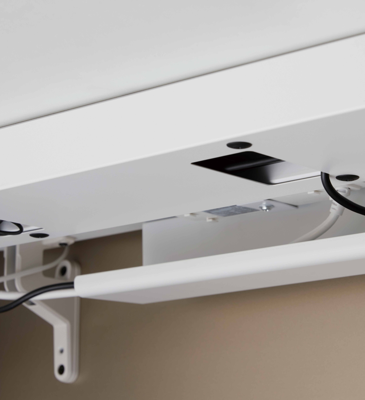 Cable & Storage Solution_1