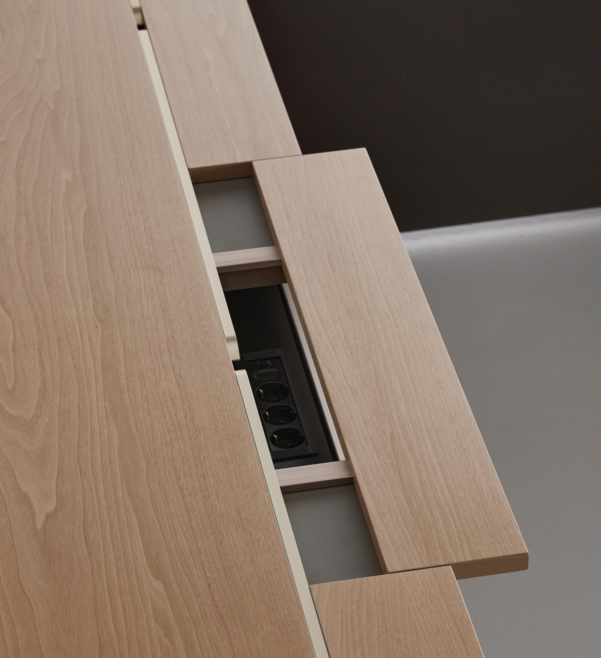 Cable Management_1